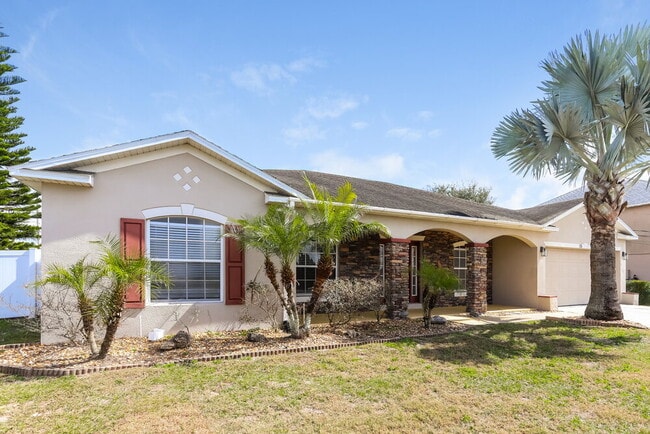 property at 15 Lake McLeod Dr