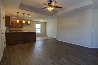 5613 W Longleaf Dr in Springfield, MO - Building Photo - Building Photo