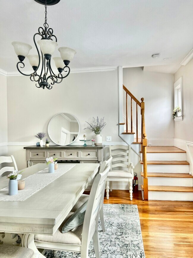 40 Duane St in East Greenwich, RI - Building Photo - Building Photo