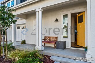 8436 Compass Wy in Newark, CA - Building Photo - Building Photo