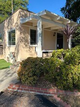 1549-1551 Mar Vista Ave in Pasadena, CA - Building Photo - Building Photo