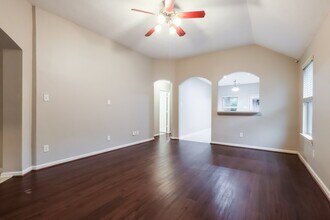 2442 Keegan Hollow Ln in Spring, TX - Building Photo - Building Photo