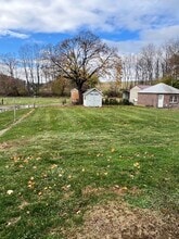 201 Nashville Blvd in Spring Grove, PA - Foto de edificio - Building Photo