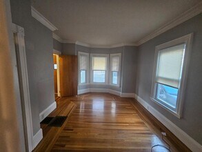 208 Morrison Ave in Somerville, MA - Building Photo - Building Photo