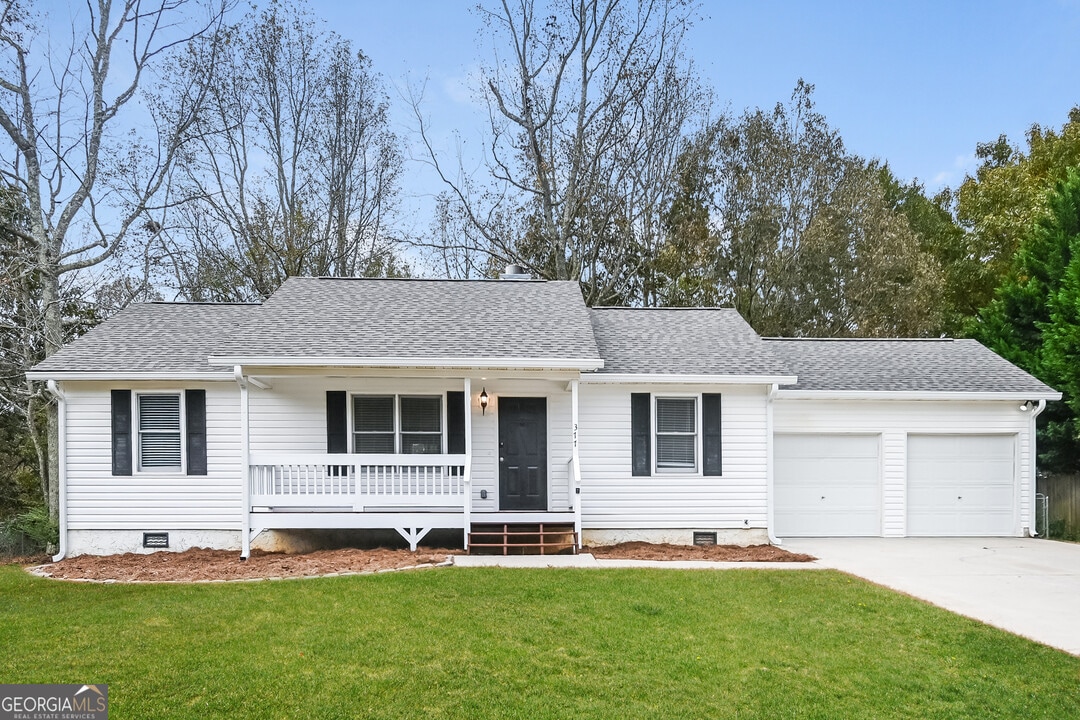 377 Wesley Mill Pl in Villa Rica, GA - Building Photo