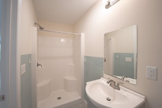 27 Williams St in Methuen, MA - Building Photo - Building Photo