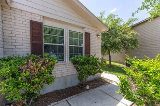8434 Miners Point in San Antonio, TX - Building Photo - Building Photo