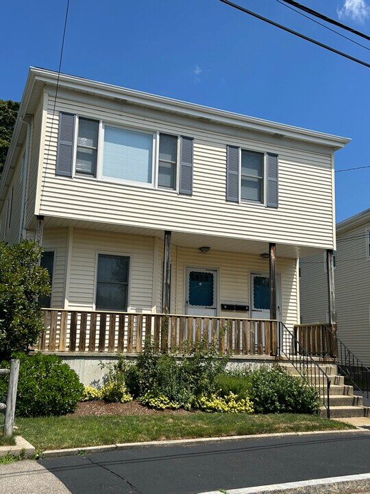 20 Harrington Ave in Quincy, MA - Building Photo