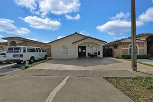 3172 W 79th Pl in Hialeah, FL - Building Photo