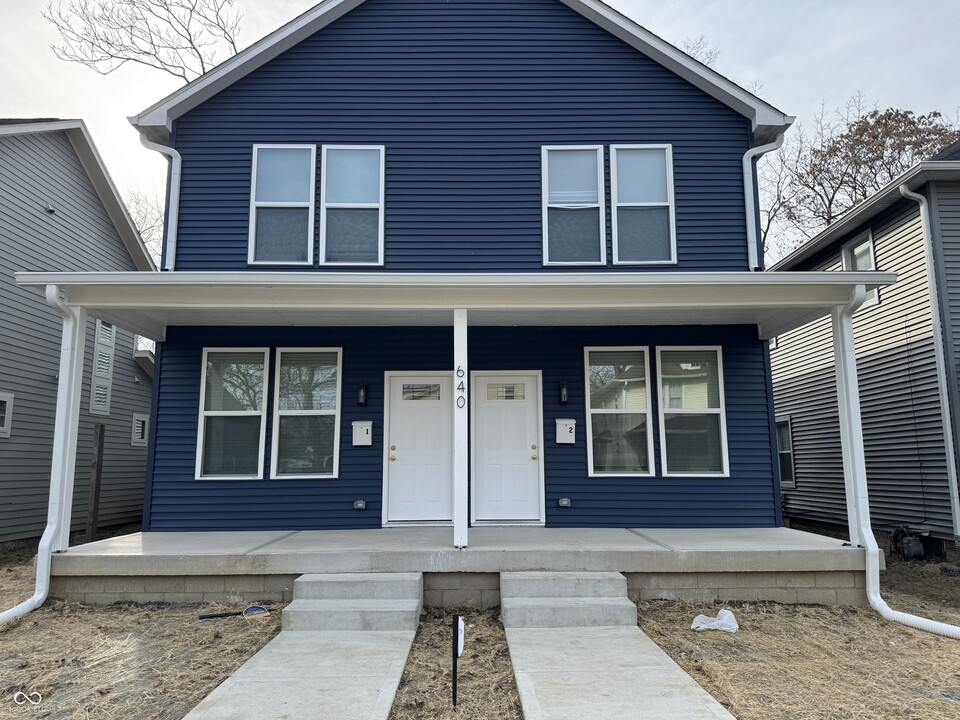 2 N Parker Ave in Indianapolis, IN - Building Photo