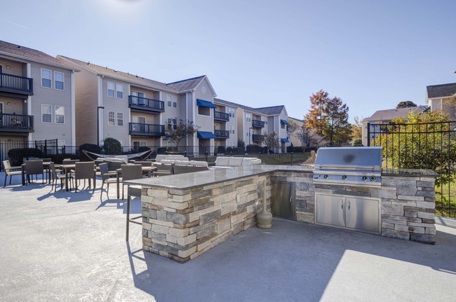 Quad Apartment Homes in Wilmington, NC - Foto de edificio - Building Photo