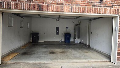 706 S Jupiter Rd in Allen, TX - Building Photo - Building Photo