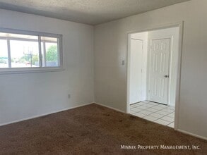 1813 Mc Donald St in Midland, TX - Foto de edificio - Building Photo