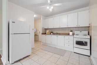 Seeley Estates in Toronto, ON - Building Photo - Building Photo