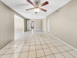 612 Limetree Dr in Oldsmar, FL - Building Photo - Building Photo