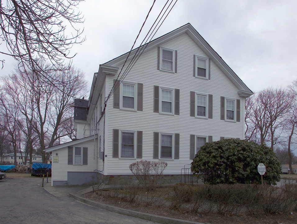 44-47 Union St in Taunton, MA - Building Photo