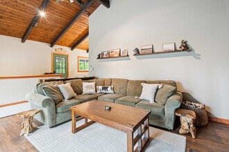 26 Mittenwald Strasse in Bartlett, NH - Building Photo - Building Photo