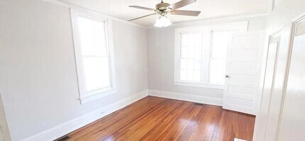 178 Cedar Dr NW in Concord, NC - Foto de edificio - Building Photo