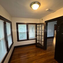 2512 Fremont Ave N in Minneapolis, MN - Building Photo - Building Photo