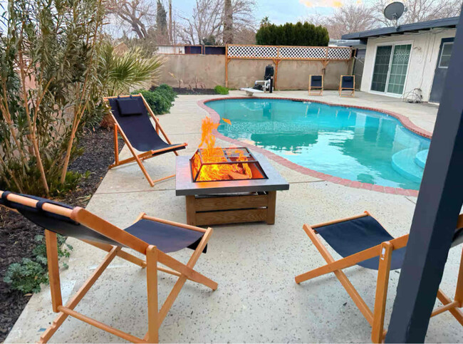 property at 1109 W Ave J