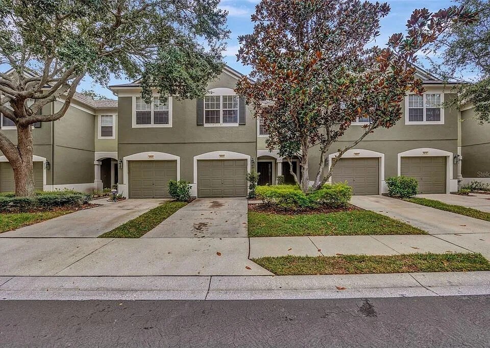 4923 Barnstead Dr in Riverview, FL - Building Photo