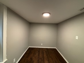 8137 S Evans Ave in Chicago, IL - Building Photo - Building Photo