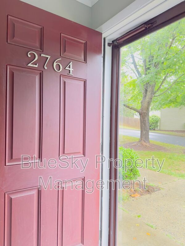 2764 Gatewood Cir in Charlottesville, VA - Building Photo - Building Photo