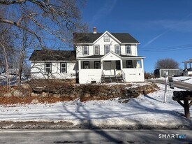 355 Lebanon Ave in Colchester, CT - Building Photo