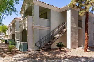 1100 N Priest Dr in Chandler, AZ - Building Photo