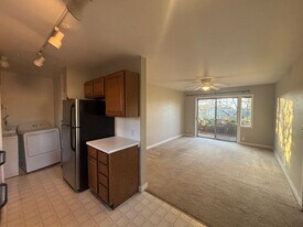 Kostar Duplex, Unit North Duplex in Kirkland, WA - Building Photo