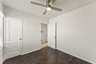 1339 W 109th St in Los Angeles, CA - Building Photo - Building Photo