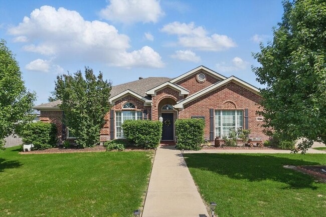 property at 108 Shumard Dr