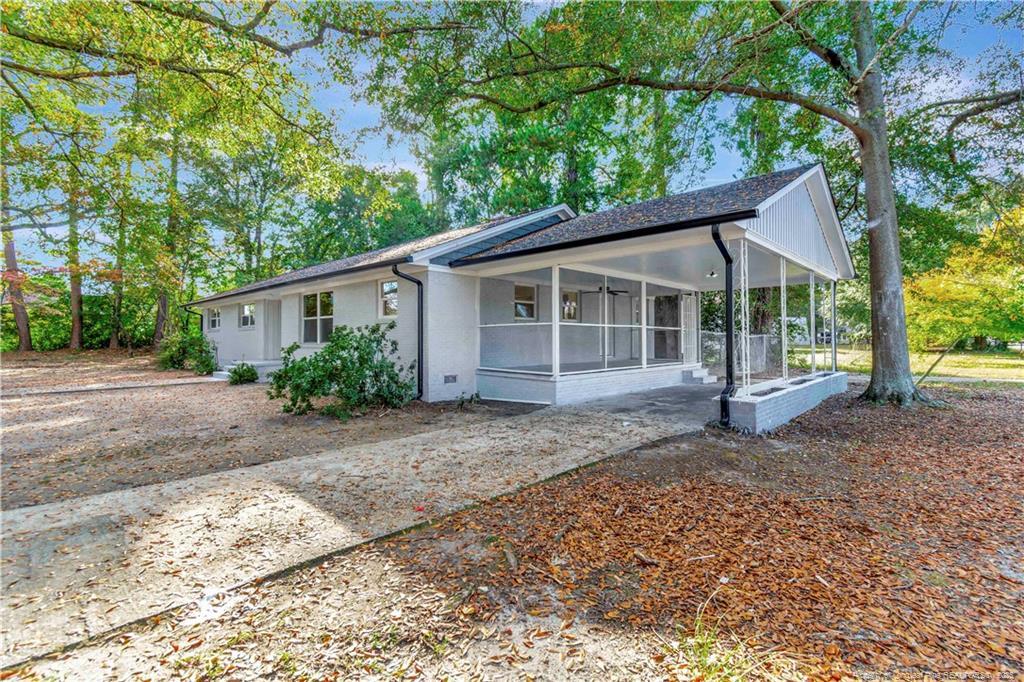 216 Speller St in Laurinburg, NC - Building Photo