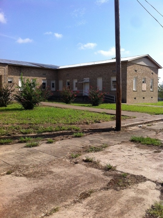 Edlerberry Apartments in Clarksville, TX - Building Photo