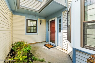 39 Gimbel Pl in Ocean Township, NJ - Building Photo - Building Photo