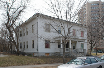 1501 22nd St E in Minneapolis, MN - Foto de edificio - Building Photo