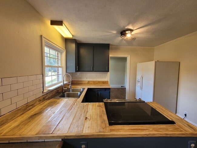 305 Vance Rd in Vance, SC - Building Photo - Building Photo