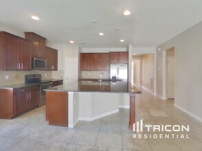 32531 Harmony Oaks Dr in Wesley Chapel, FL - Building Photo - Building Photo