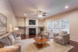 2336 Equestrian Dr in Matthews, NC - Foto de edificio - Building Photo