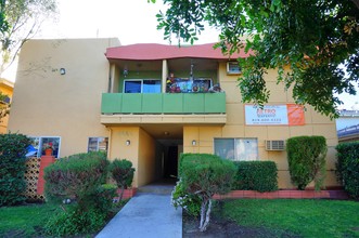 6655 Wilkinson Ave in North Hollywood, CA - Building Photo - Building Photo