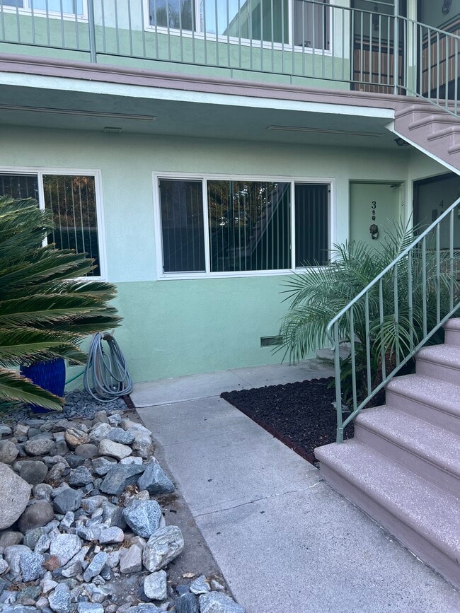 Amor Apartments