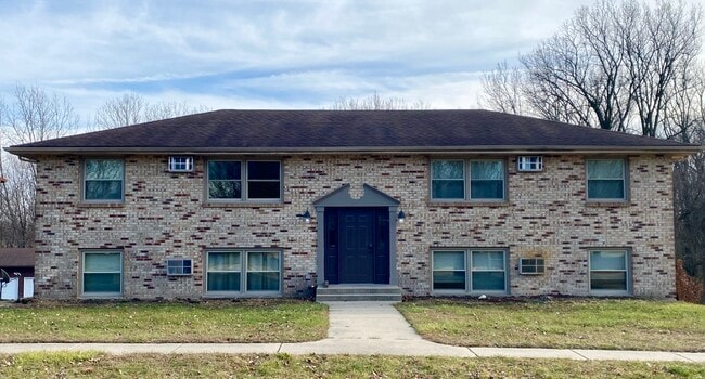 5693 Whispering Way