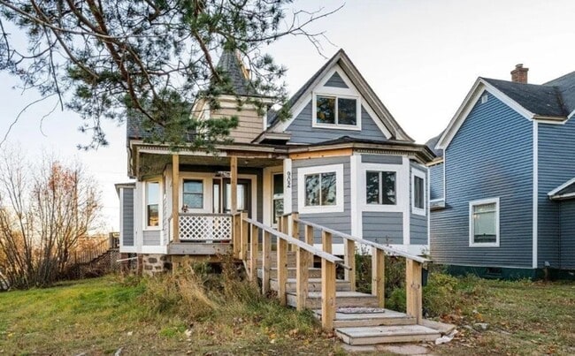 property at 902 9th Ave