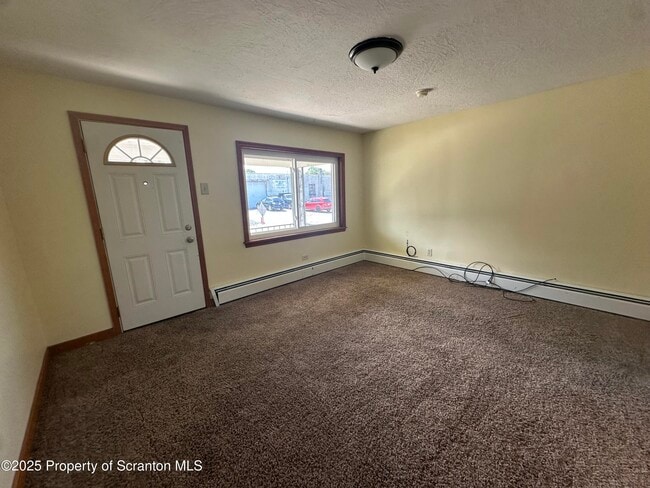 26 2nd St in Wyoming, PA - Building Photo - Building Photo