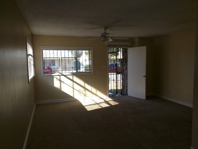 535 Sawtelle Ave in San Diego, CA - Building Photo - Building Photo