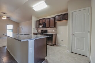 7418 104th St in Lubbock, TX - Building Photo - Building Photo