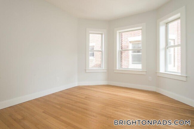 31 South St, Unit 7 in Boston, MA - Building Photo - Building Photo