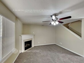 1023 Lear Dr in Locust Grove, GA - Foto de edificio - Building Photo