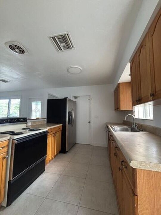 117 SE 4th Ave in Deerfield Beach, FL - Building Photo