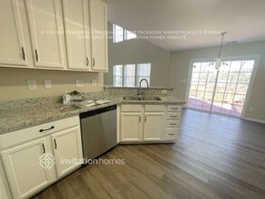 733 Carly Court in Concord, NC - Foto de edificio - Building Photo